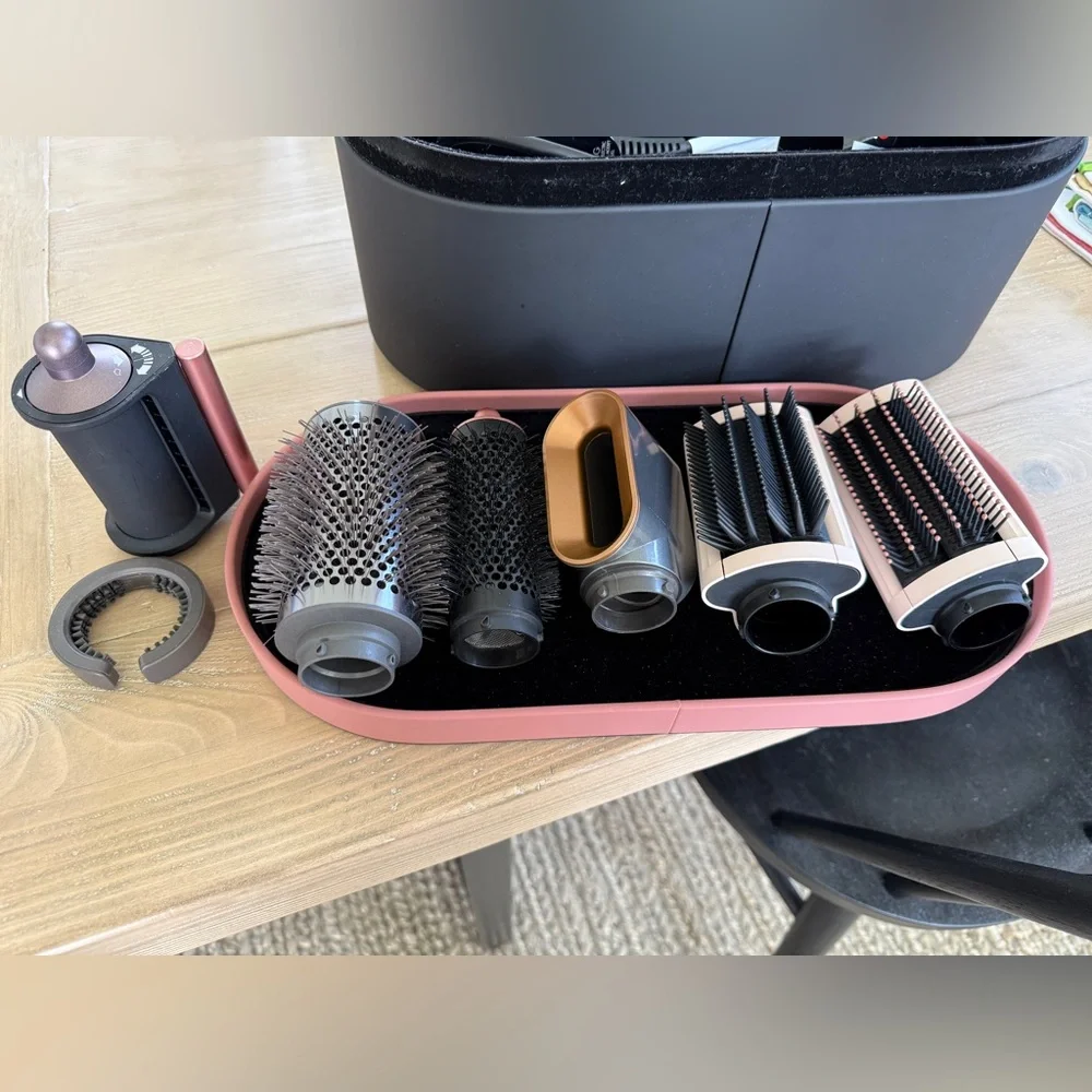 Dyson Airwrap 2025 & Travel Case and Styling Attachments in Rose Pink - Picture 5 of 5